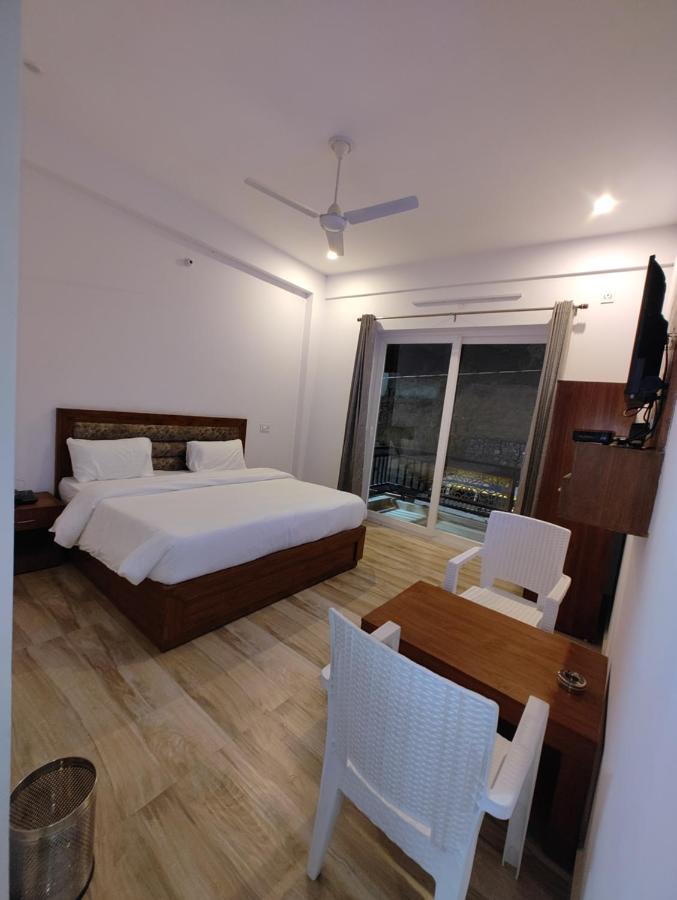 Hotel Anantam Residency Uttarkāshi Zewnętrze zdjęcie