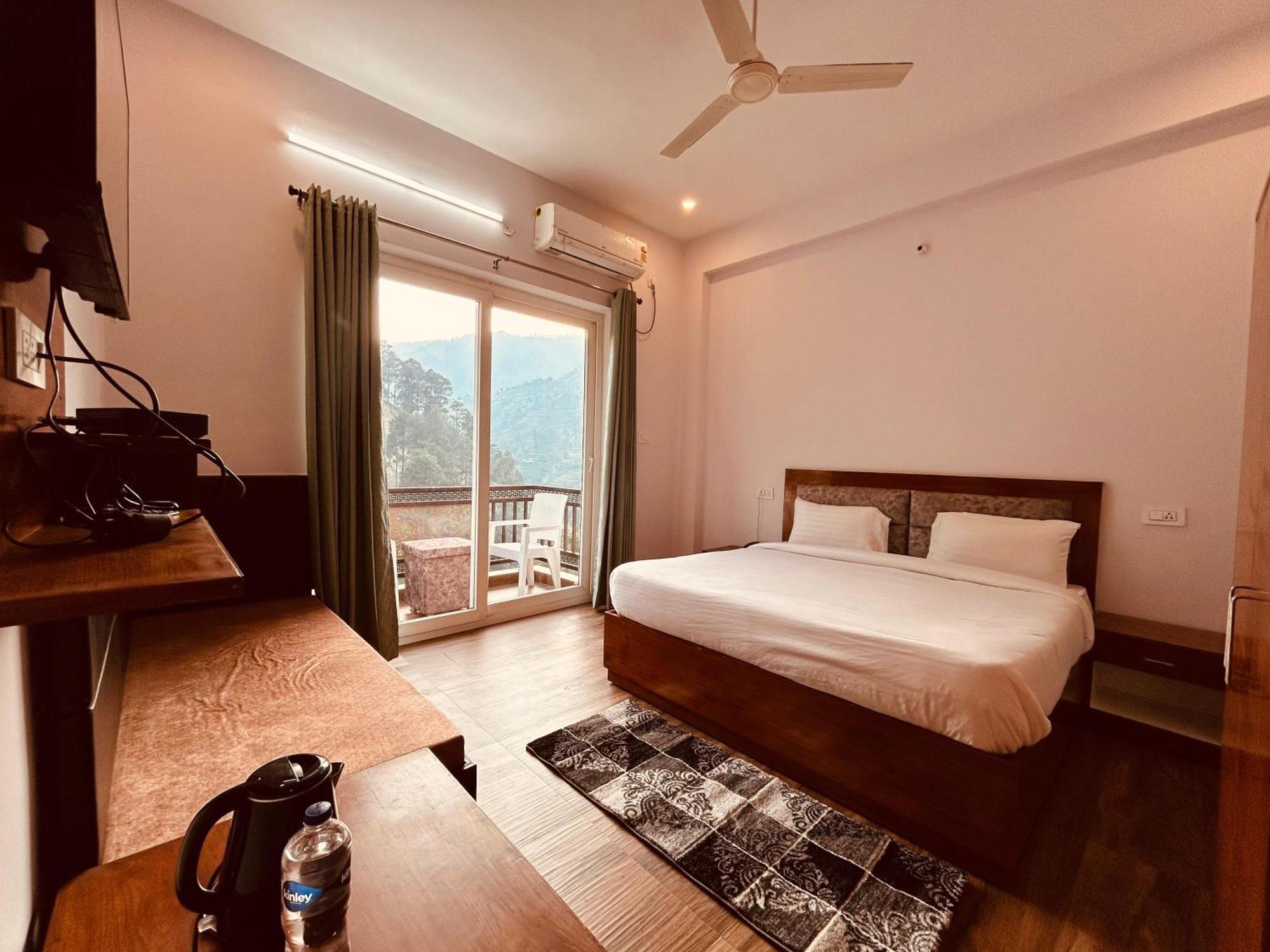 Hotel Anantam Residency Uttarkāshi Zewnętrze zdjęcie
