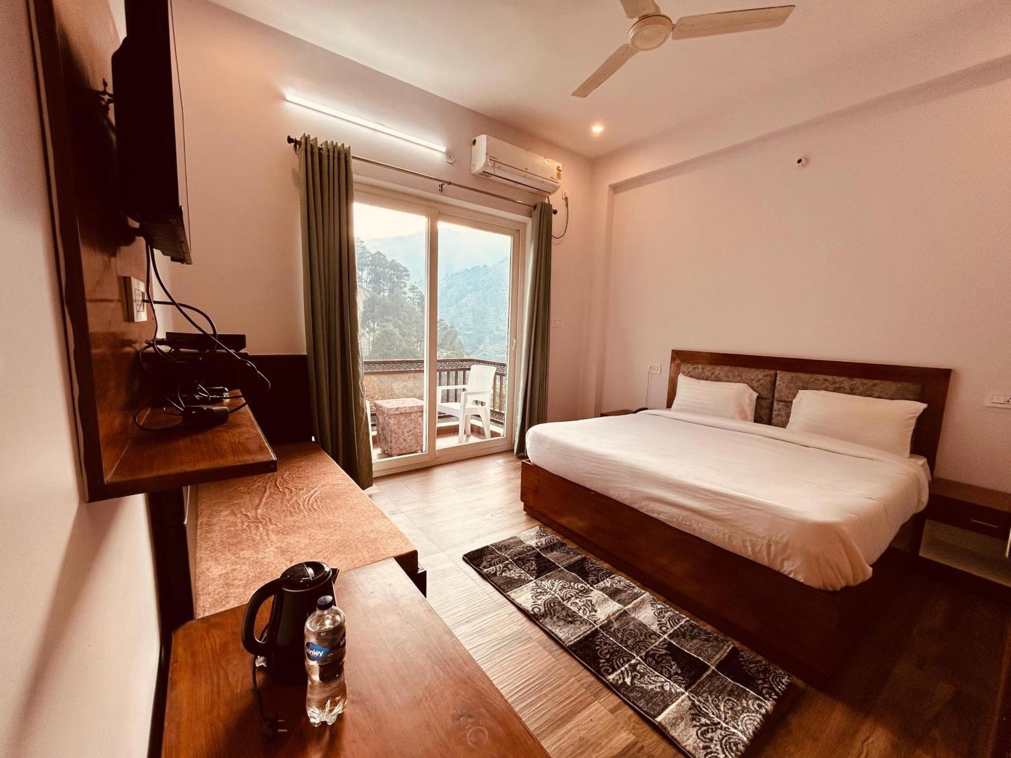 Hotel Anantam Residency Uttarkāshi Zewnętrze zdjęcie